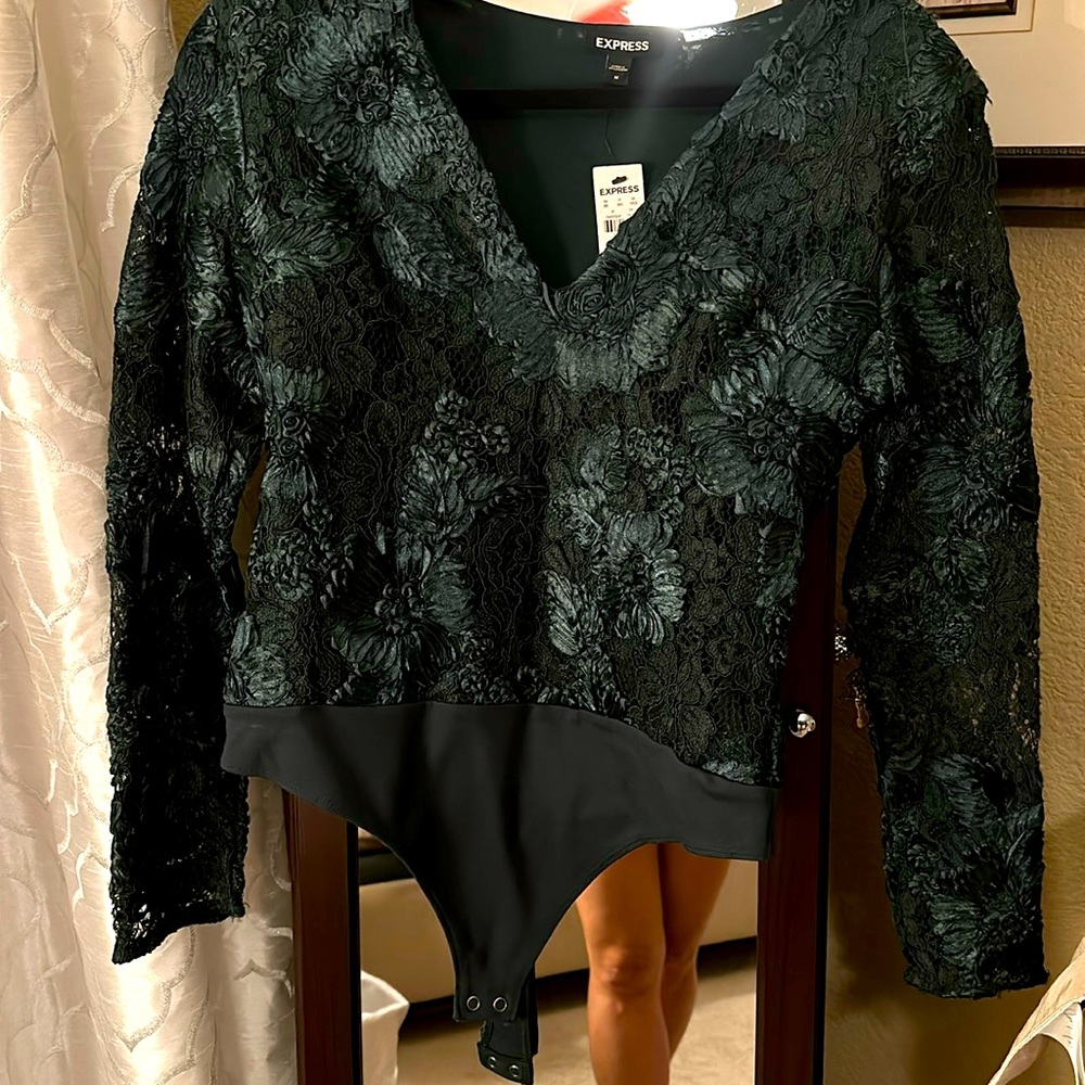 Gorgeous forest Green bodysuit!
